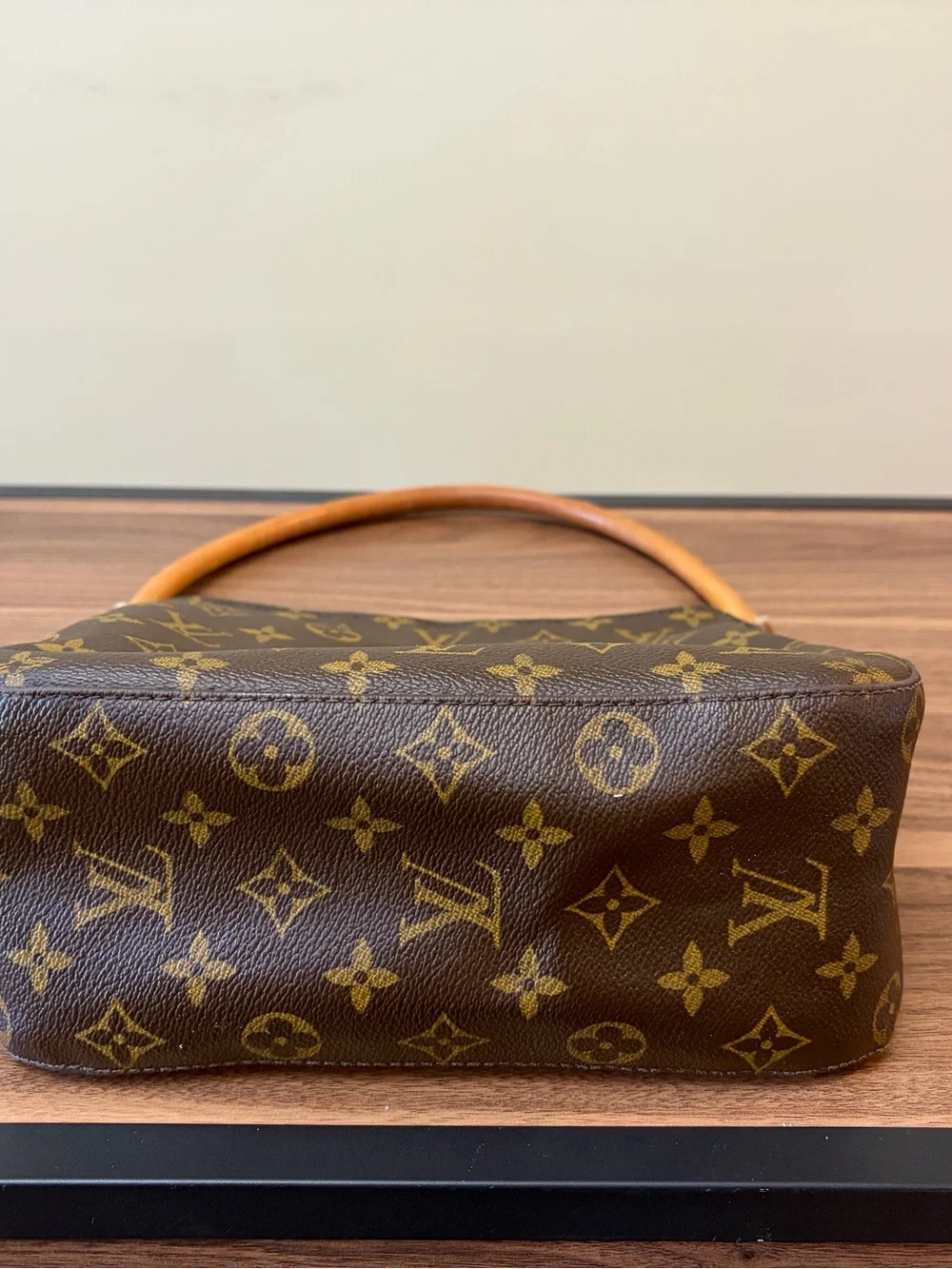 Louis Vuitton Looping MM, authentic, pre-loved, vintage, dust bag included